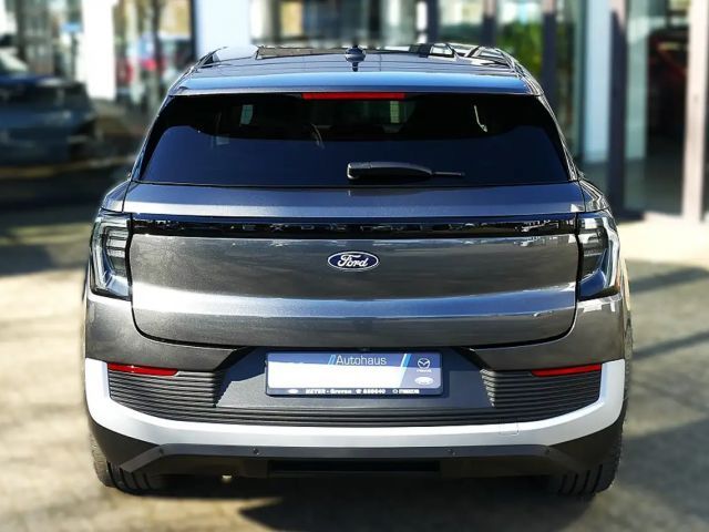 Ford Explorer Premium RWD