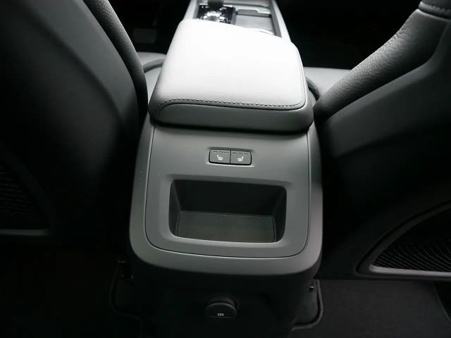 Volvo XC60 AWD Dark Plus T6