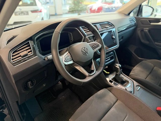 Volkswagen Tiguan 4Motion DSG Elegance Elegance