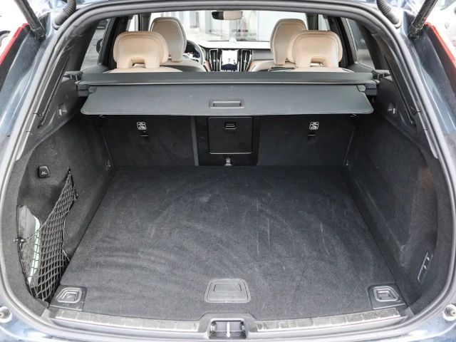 Volvo XC60 AWD Dark Ultra