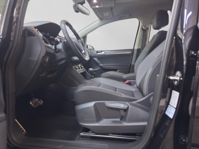 Volkswagen Touran 1.5 TSI R-Line