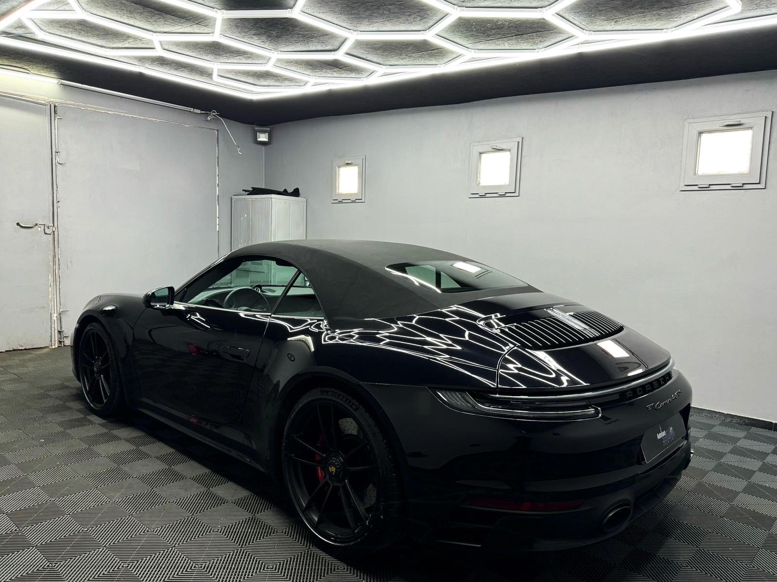 Porsche 911 4 992 Cabriolet Carrera GTS