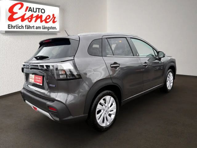 Suzuki S-Cross Hybrid