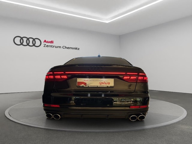 Audi S8 Quattro