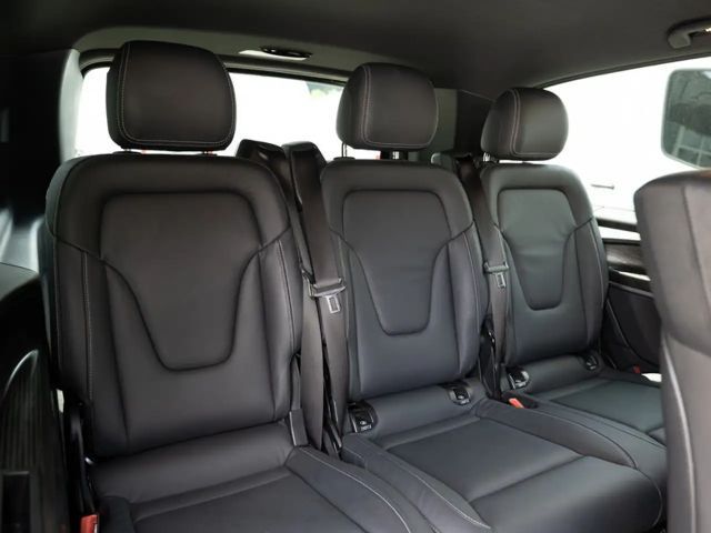 Mercedes-Benz V 300 4MATIC AVANTGARDE