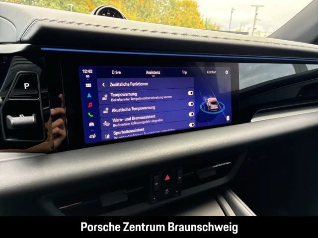 Porsche Macan 21-Zoll Rückfahrkamera Abstandstempomat