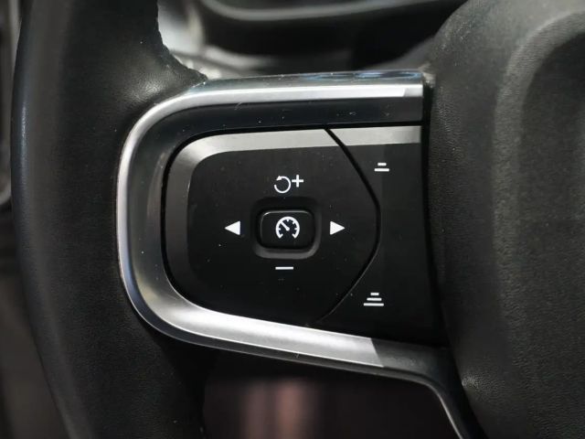 Volvo XC40 Recharge T4