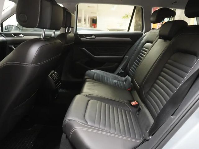 Volkswagen Passat DSG GTE Variant