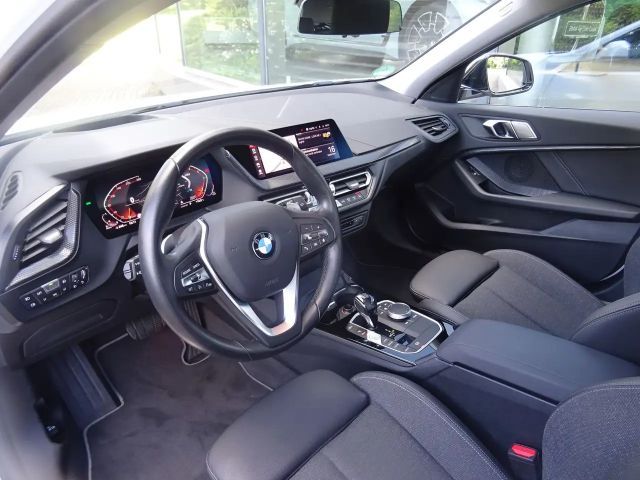 BMW 118 118d Sedan Sport Line