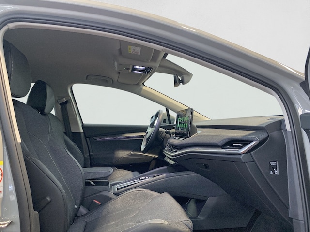 Skoda Elroq Elroq Loft 82kWh AHK+LED+KEYLESS+ACC+KAMERA+PDC