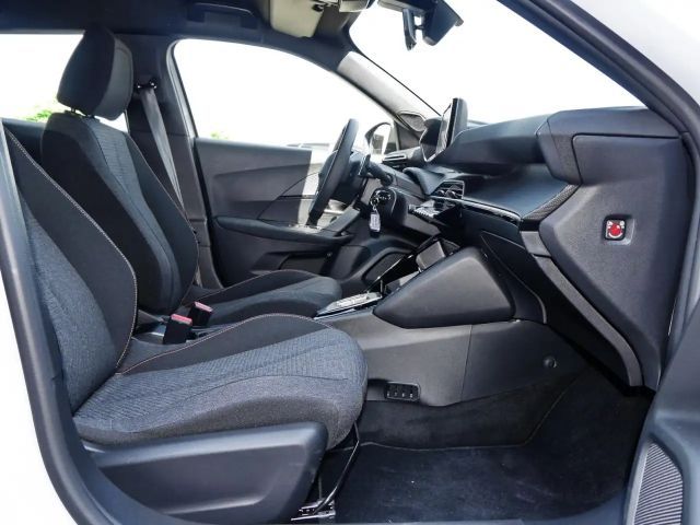 Peugeot 2008 Hybrid Style