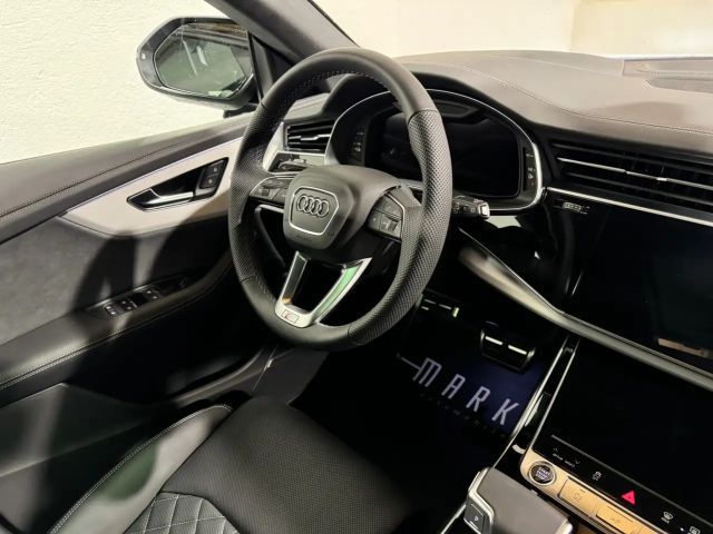 Audi Q8 55 TFSI Hybride Quattro