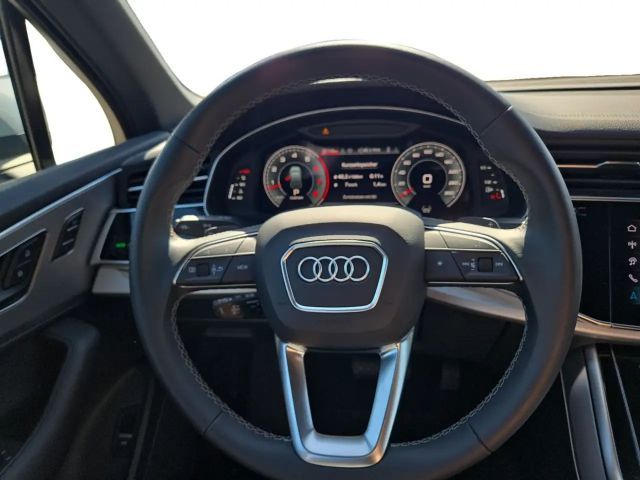 Audi Q7 55 TFSI S-Line