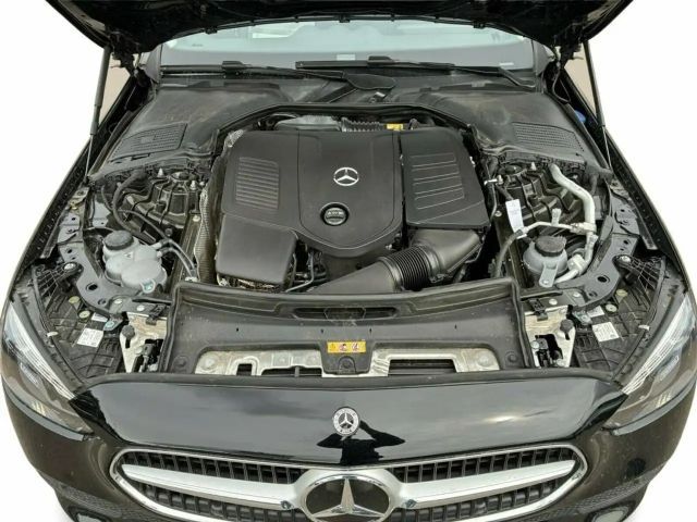 Mercedes-Benz C 200 AVANTGARDE Sedan