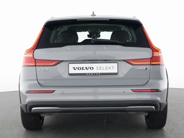 Volvo V60 Cross Country AWD Plus