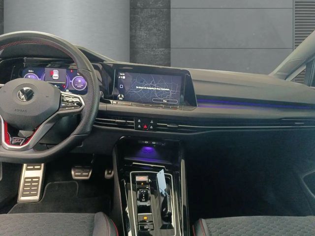 Volkswagen Golf 2.0 TSI DSG