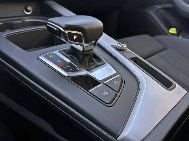 Audi A4 40 TDI Avant S-Line S-Tronic