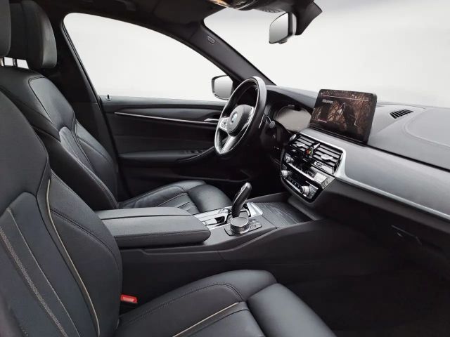 BMW 530 530d Touring xDrive