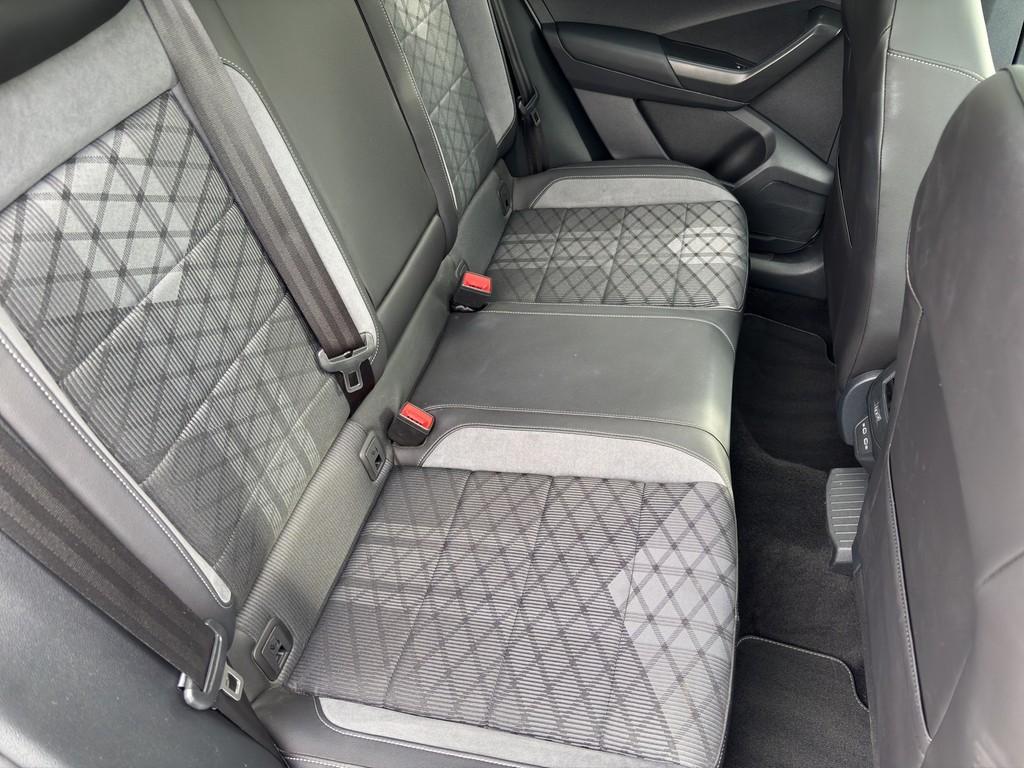 Volkswagen T-Roc 1.5 TSI DSG R-Line