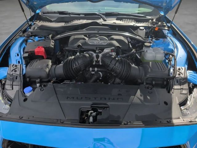 Ford Mustang Fastback GT 5.0 V8