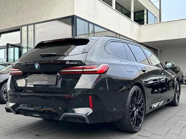 BMW 540 540d M-Sport Touring xDrive