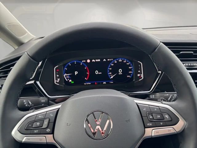 Volkswagen Touran DSG Highline