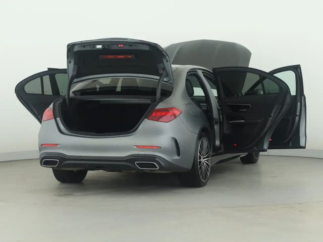 Mercedes-Benz C 300 AMG Line Sedan