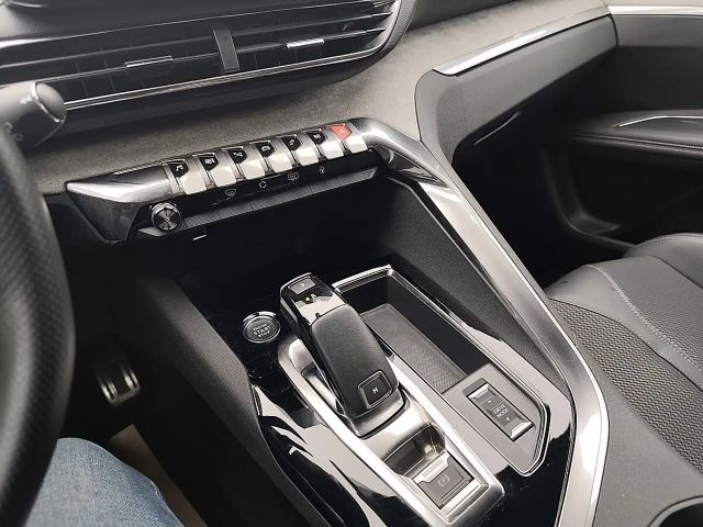 Peugeot 3008 EAT8 GT-Line PureTech