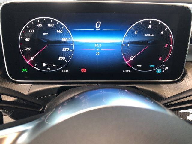 Mercedes-Benz C 200 C 200 d Sedan