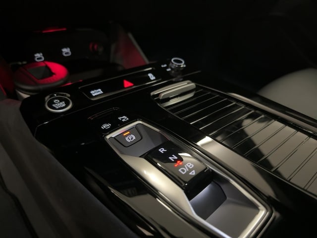 Audi A6 e-tron Avant Performance