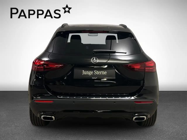 Mercedes-Benz GLA 200 4MATIC GLA 200 d