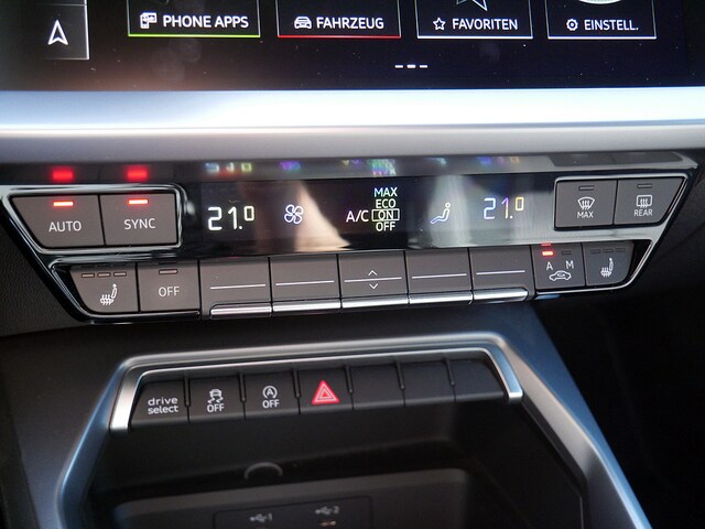 Audi S3 Quattro S-Tronic Sedan