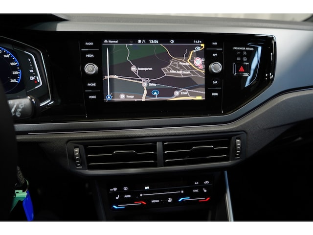 Volkswagen Polo 1.0 TSI DSG R-Line