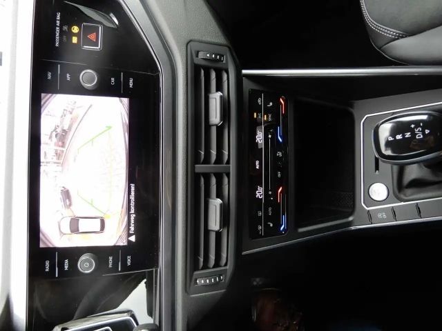 Volkswagen Taigo 1.0 TSI DSG Style