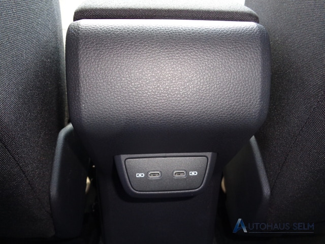 Volkswagen Polo 1.0 TSI DSG Style