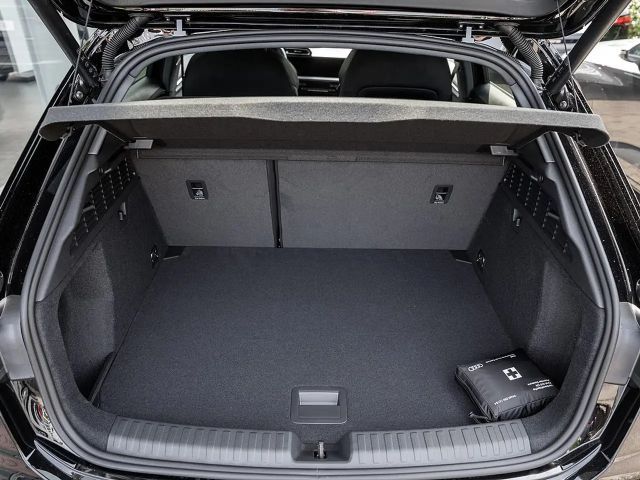 Audi A3 30 TFSI Sedan Sportback