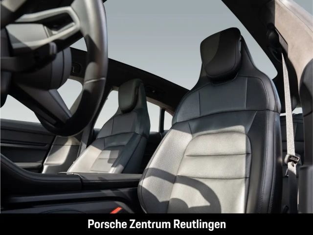 Porsche Taycan Cross Turismo Turbo