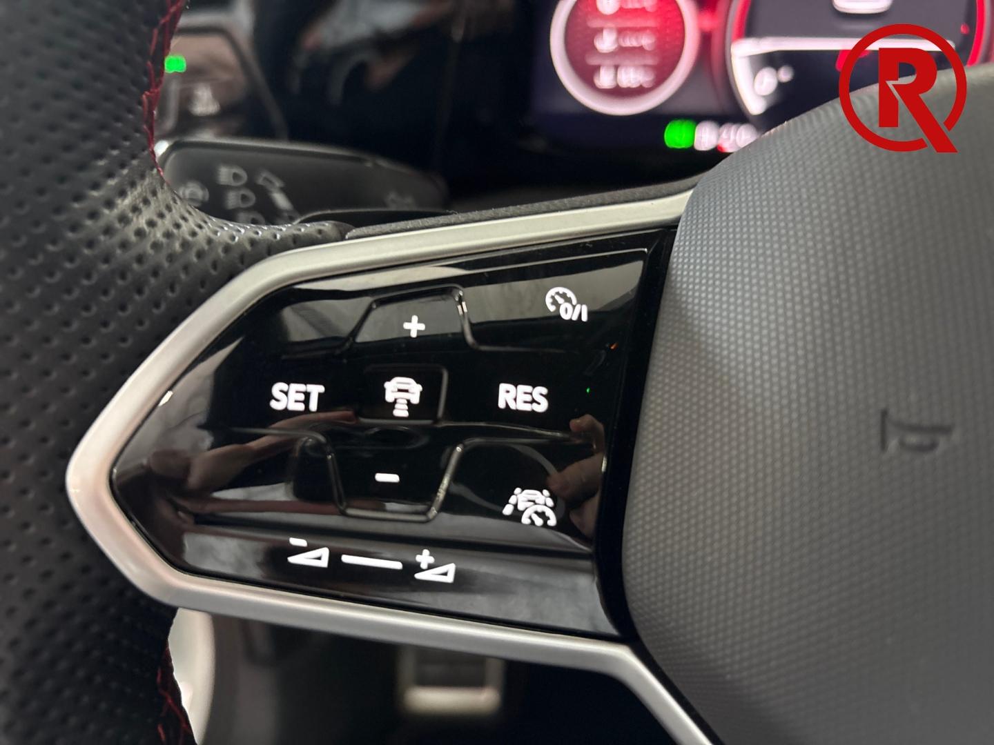 Volkswagen Golf 2.0 TSI GTI Golf VIII