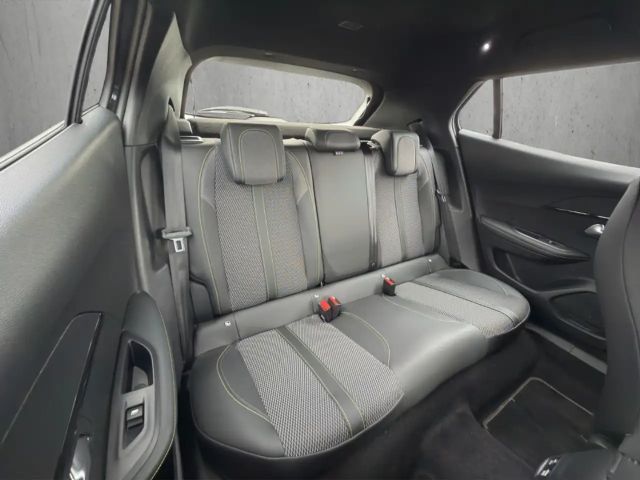 Peugeot 2008 EAT8 GT-Line