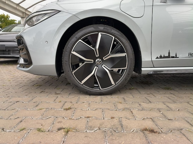 Volkswagen Passat R-Line eHybrid