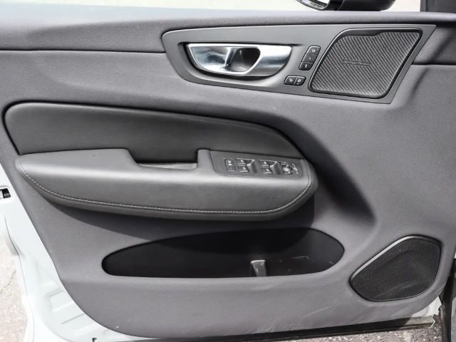 Volvo XC60 Dark Plus