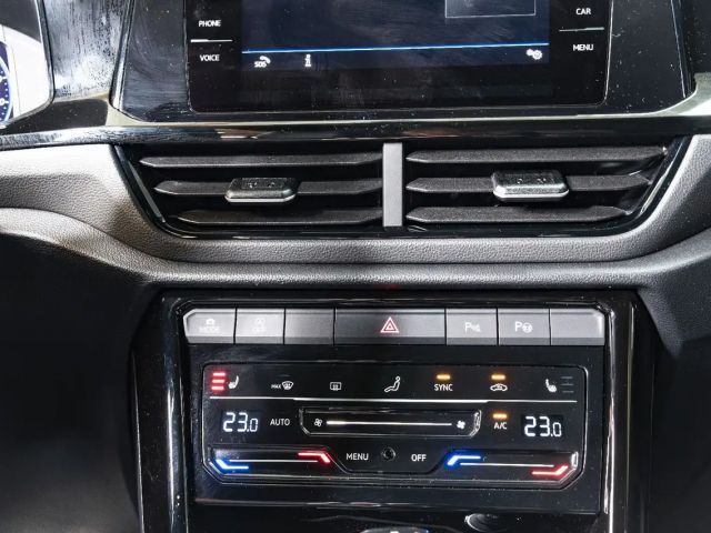 Volkswagen T-Roc R-Line Style