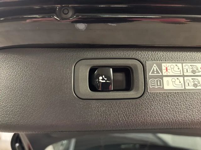 Mercedes-Benz C 220 4MATIC C 220 d Estate