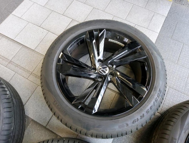 Volkswagen Tiguan 2.0 TDI Allspace DSG R-Line