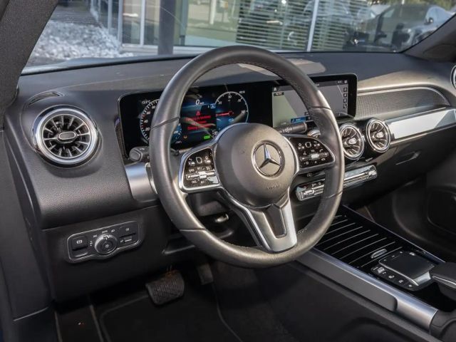 Mercedes-Benz EQB 300 4MATIC