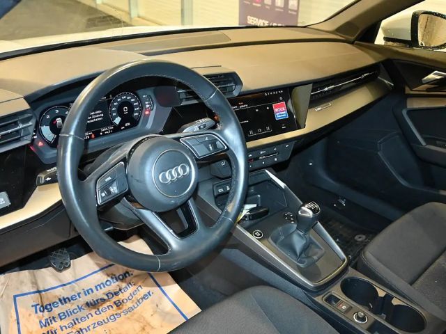 Audi A3 30 TDI Sedan