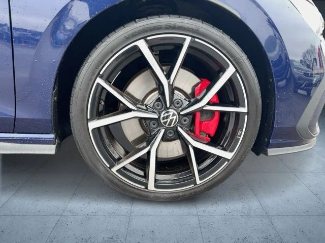 Volkswagen Golf 2.0 TSI GTI