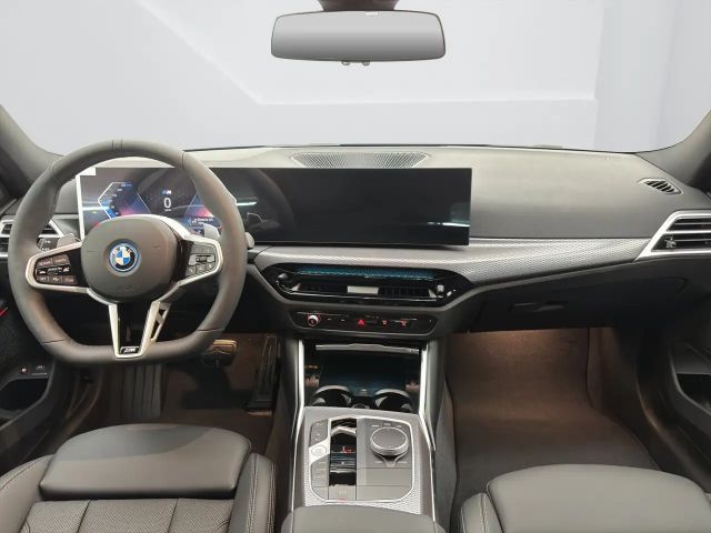 BMW 330 330e Touring