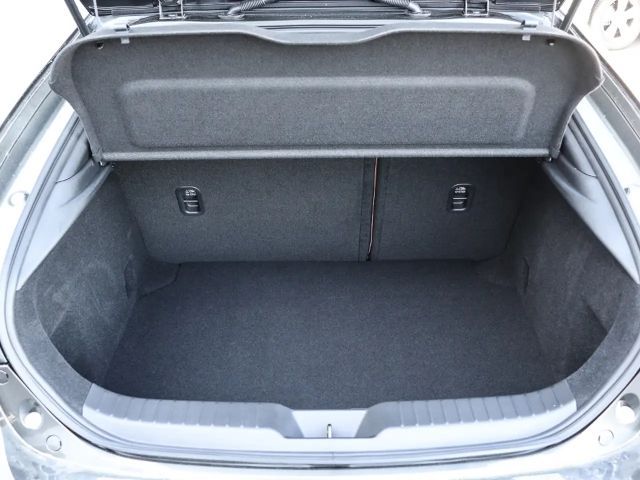 Mazda 3 2.5L SkyActiv e-Skyactiv