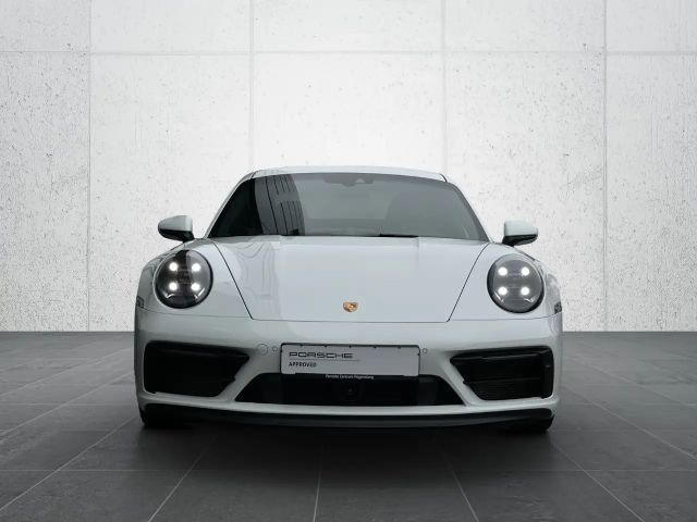 Porsche 992 Carrera Coupé GTS